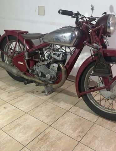 Restaurování Jawy 350 SV